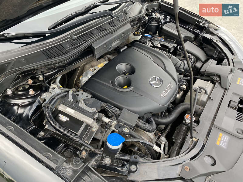 Позашляховик / Кросовер Mazda CX-5 2015 в Голованівську