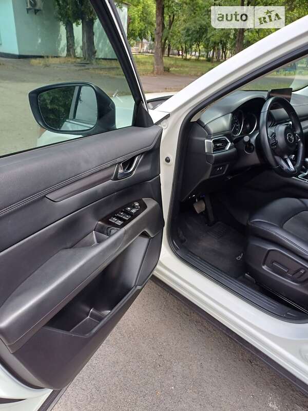 Внедорожник / Кроссовер Mazda CX-5 2020 в Першотравенске