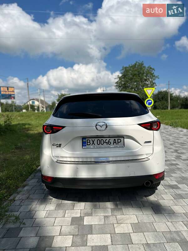 Внедорожник / Кроссовер Mazda CX-5 2018 в Староконстантинове