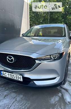 Позашляховик / Кросовер Mazda CX-5 2017 в Луцьку