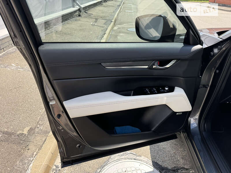 Внедорожник / Кроссовер Mazda CX-5 2019 в Киеве