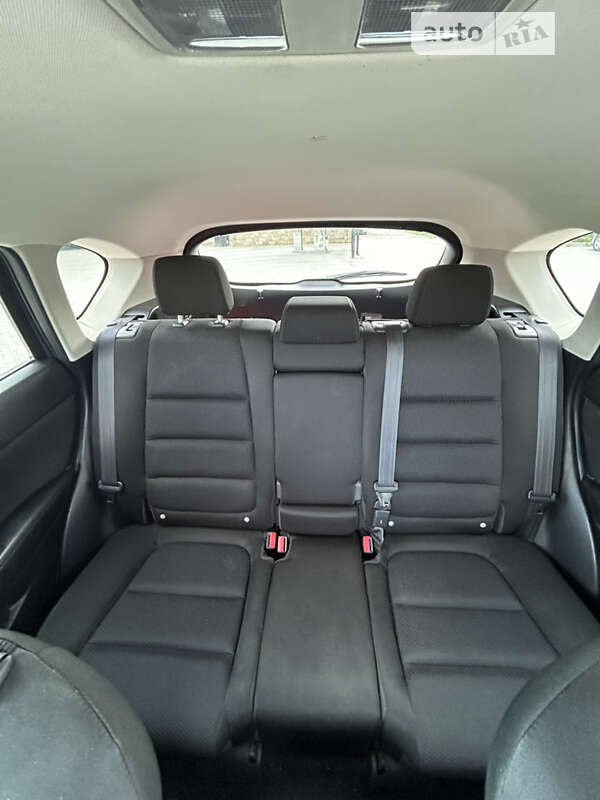 Внедорожник / Кроссовер Mazda CX-5 2016 в Сокале