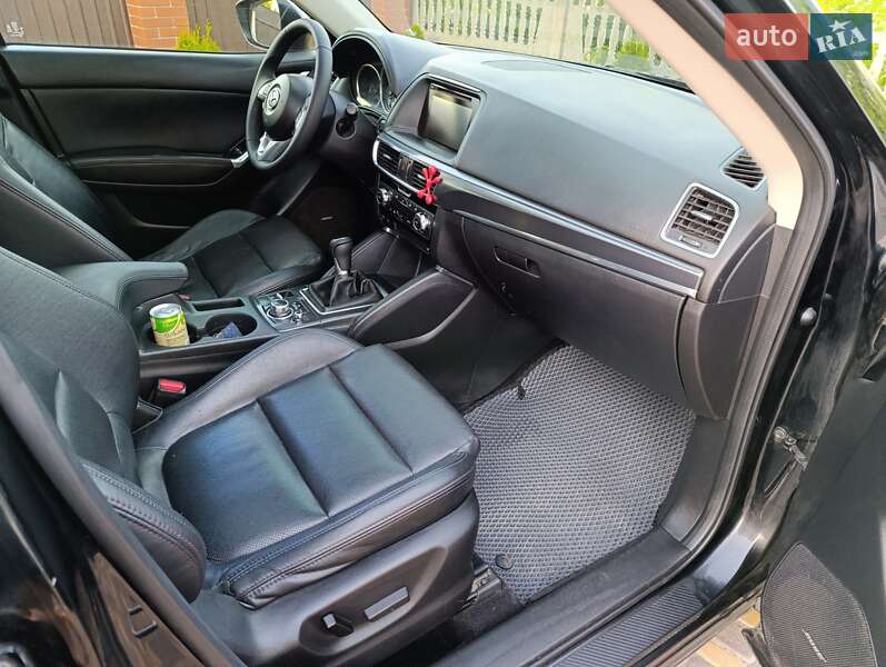 Внедорожник / Кроссовер Mazda CX-5 2016 в Малой Виске