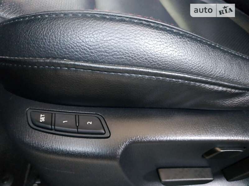 Внедорожник / Кроссовер Mazda CX-5 2014 в Нововолынске