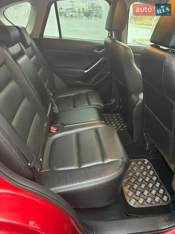Внедорожник / Кроссовер Mazda CX-5 2016 в 