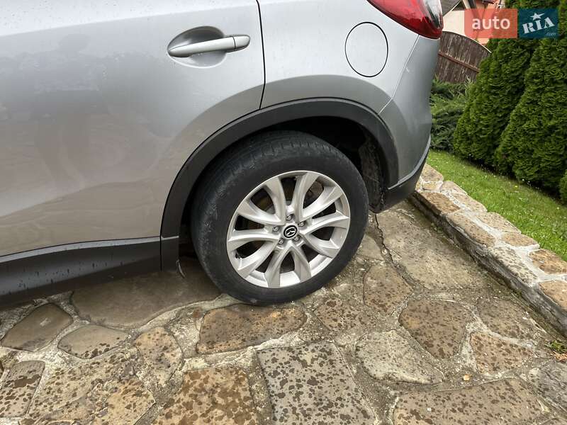 Внедорожник / Кроссовер Mazda CX-5 2013 в Хороле