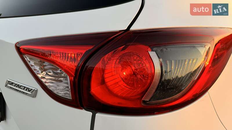 Позашляховик / Кросовер Mazda CX-5 2016 в Львові