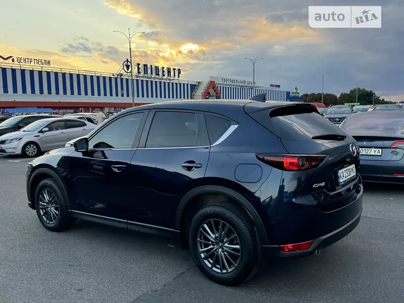 Внедорожник / Кроссовер Mazda CX-5 2018 в 
