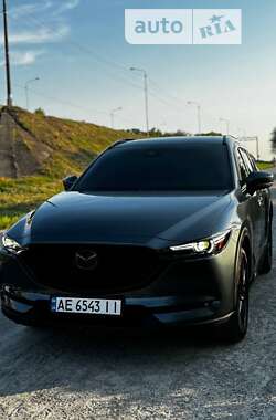 Позашляховик / Кросовер Mazda CX-5 2017 в Дніпрі