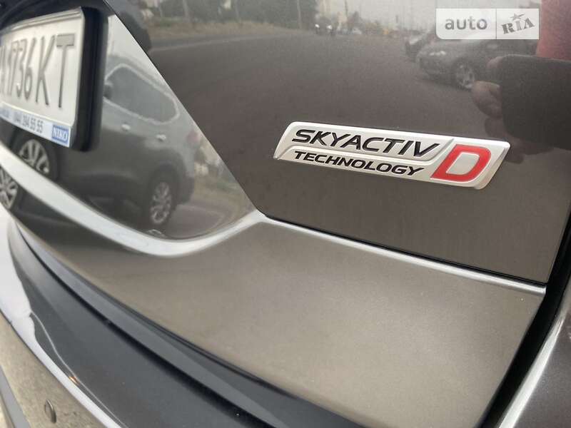 Внедорожник / Кроссовер Mazda CX-5 2017 в Черкассах
