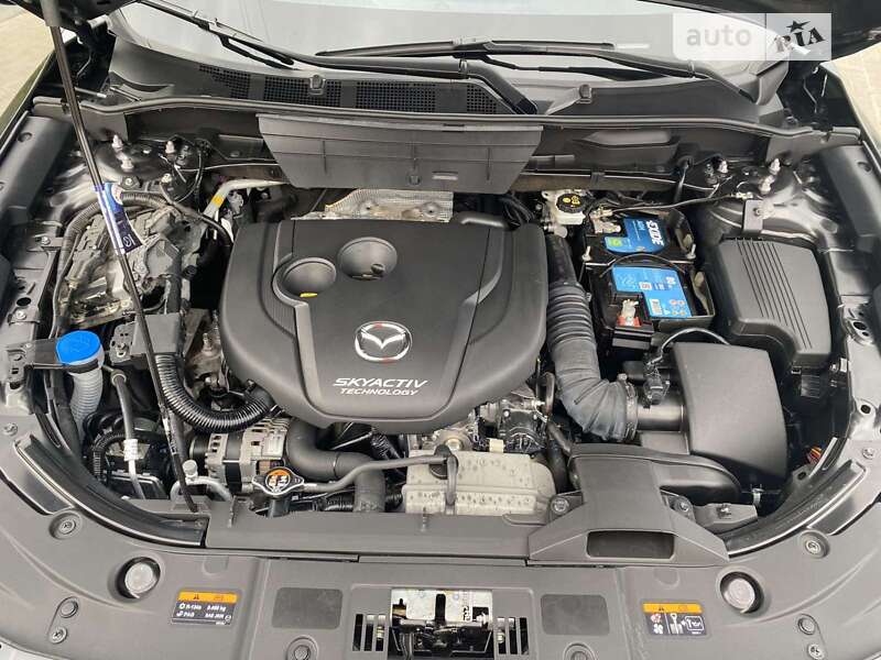 Внедорожник / Кроссовер Mazda CX-5 2017 в Черкассах