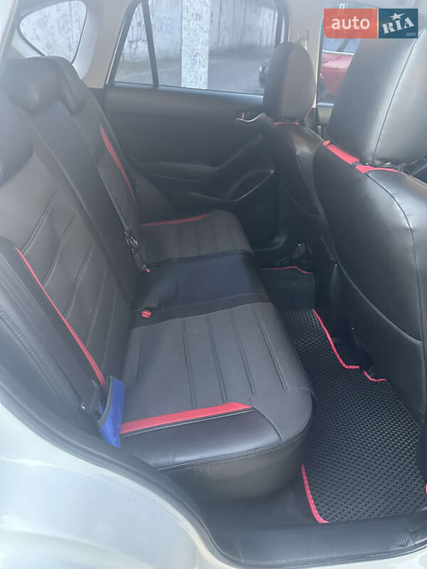Позашляховик / Кросовер Mazda CX-5 2015 в Дніпрі