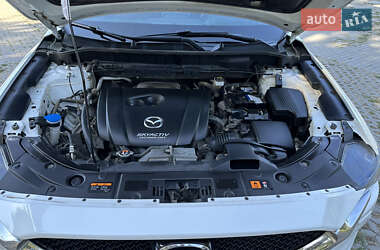 Внедорожник / Кроссовер Mazda CX-5 2017 в 