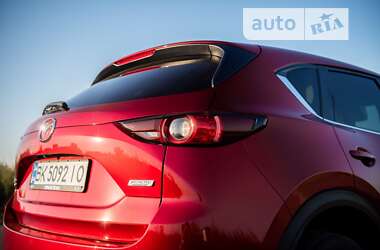 Внедорожник / Кроссовер Mazda CX-5 2018 в 