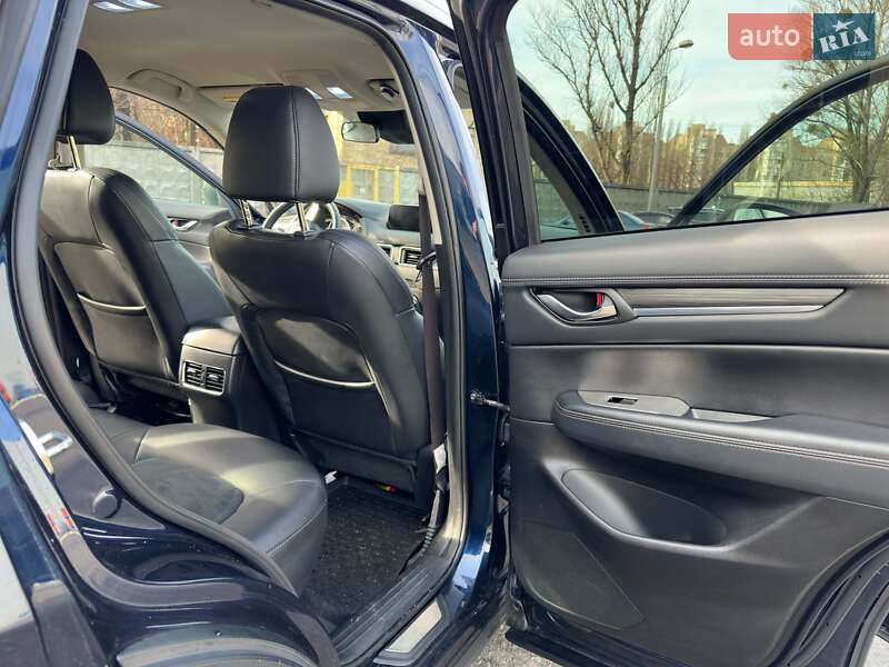 Позашляховик / Кросовер Mazda CX-5 2017 в Лубнах