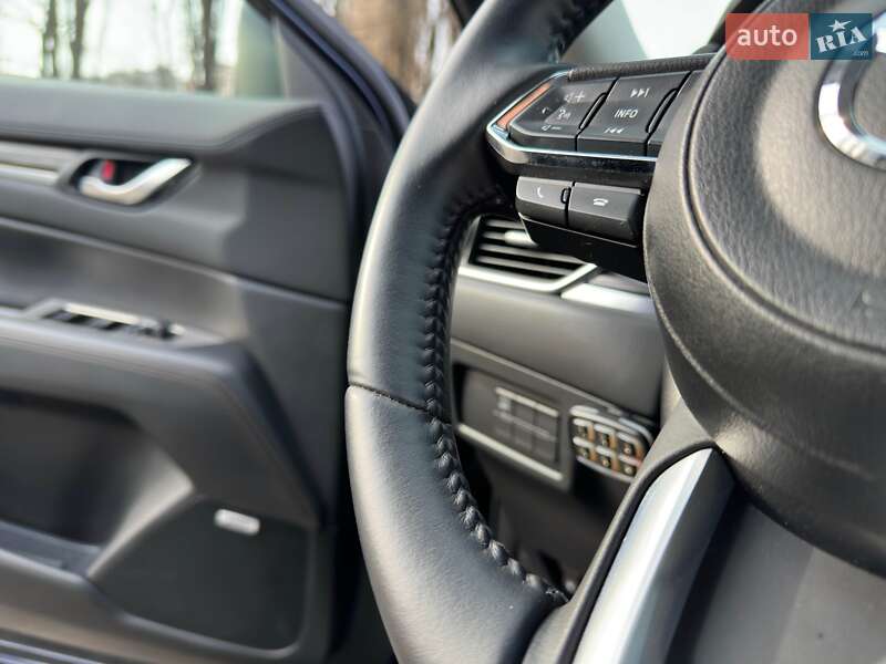 Позашляховик / Кросовер Mazda CX-5 2017 в Лубнах