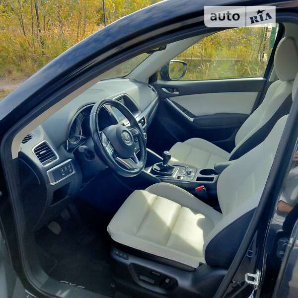 Внедорожник / Кроссовер Mazda CX-5 2016 в Бродах