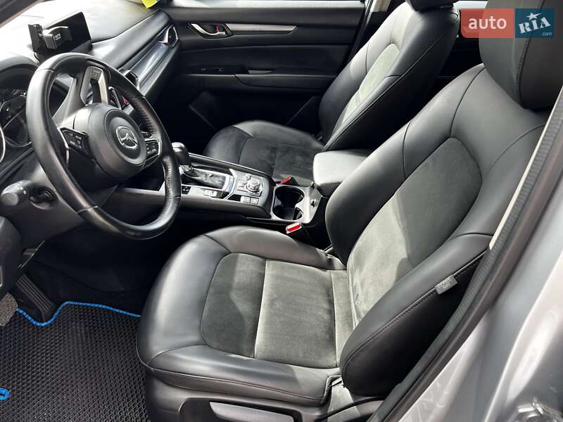 Внедорожник / Кроссовер Mazda CX-5 2019 в Никополе