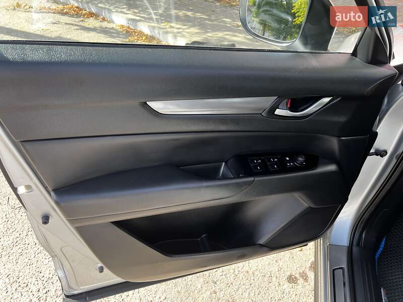 Внедорожник / Кроссовер Mazda CX-5 2019 в Никополе