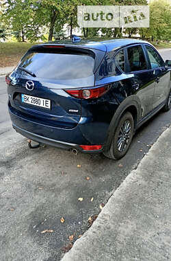 Внедорожник / Кроссовер Mazda CX-5 2017 в Вараше