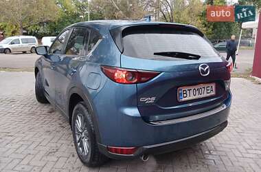 Внедорожник / Кроссовер Mazda CX-5 2017 в Николаеве