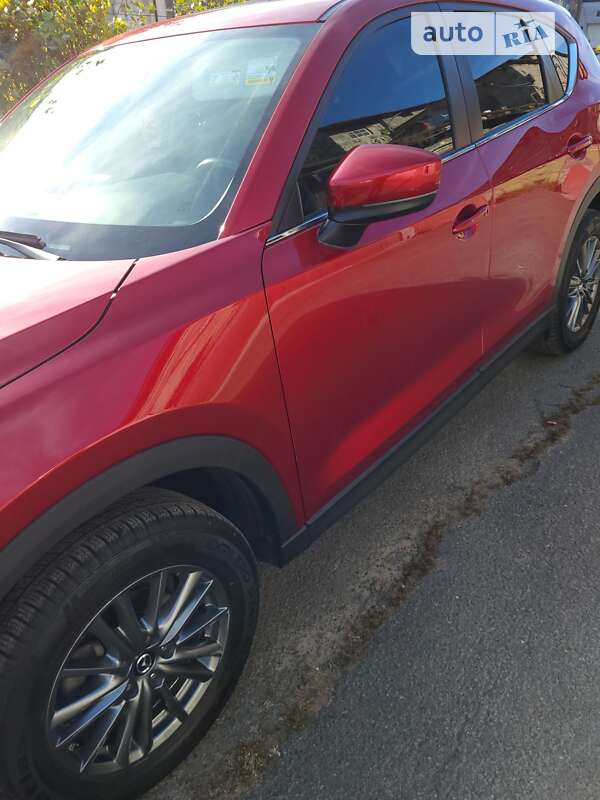 Внедорожник / Кроссовер Mazda CX-5 2017 в Киеве