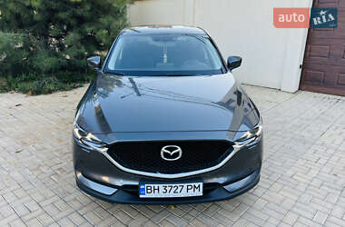 Внедорожник / Кроссовер Mazda CX-5 2018 в 
