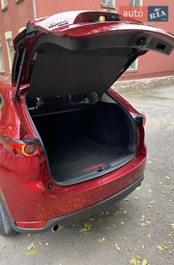 Внедорожник / Кроссовер Mazda CX-5 2018 в 