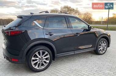 Внедорожник / Кроссовер Mazda CX-5 2018 в 