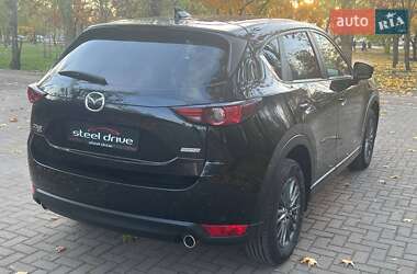 Позашляховик / Кросовер Mazda CX-5 2017 в Миколаєві