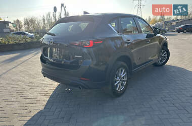 Позашляховик / Кросовер Mazda CX-5 2022 в 