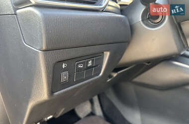 Позашляховик / Кросовер Mazda CX-5 2022 в 