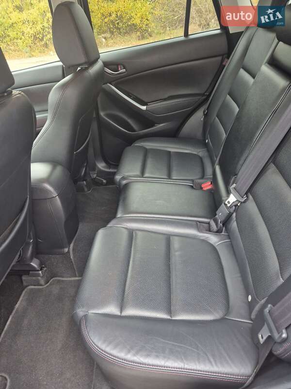 Позашляховик / Кросовер Mazda CX-5 2015 в Дніпрі