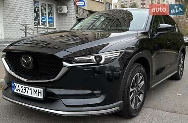 Позашляховик / Кросовер Mazda CX-5 2018 в 