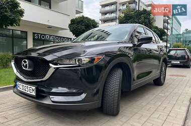 Внедорожник / Кроссовер Mazda CX-5 2017 в 