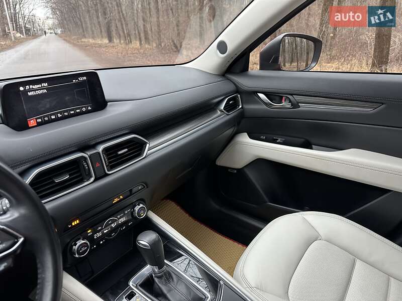 Внедорожник / Кроссовер Mazda CX-5 2018 в Харькове фото 70 Внедорожник / Кроссовер Mazda CX-5 2018 в Харькове