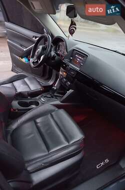 Позашляховик / Кросовер Mazda CX-5 2012 в 