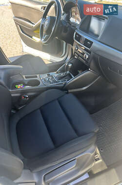 Позашляховик / Кросовер Mazda CX-5 2015 в 