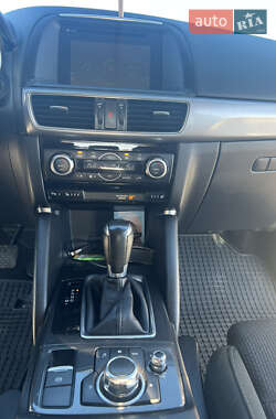 Позашляховик / Кросовер Mazda CX-5 2015 в 