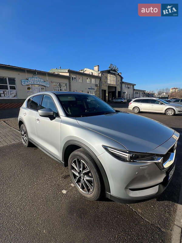 Внедорожник / Кроссовер Mazda CX-5 2017 в Сколе