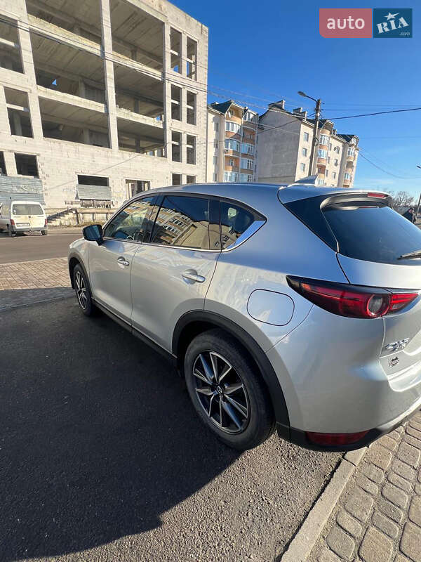 Внедорожник / Кроссовер Mazda CX-5 2017 в Сколе