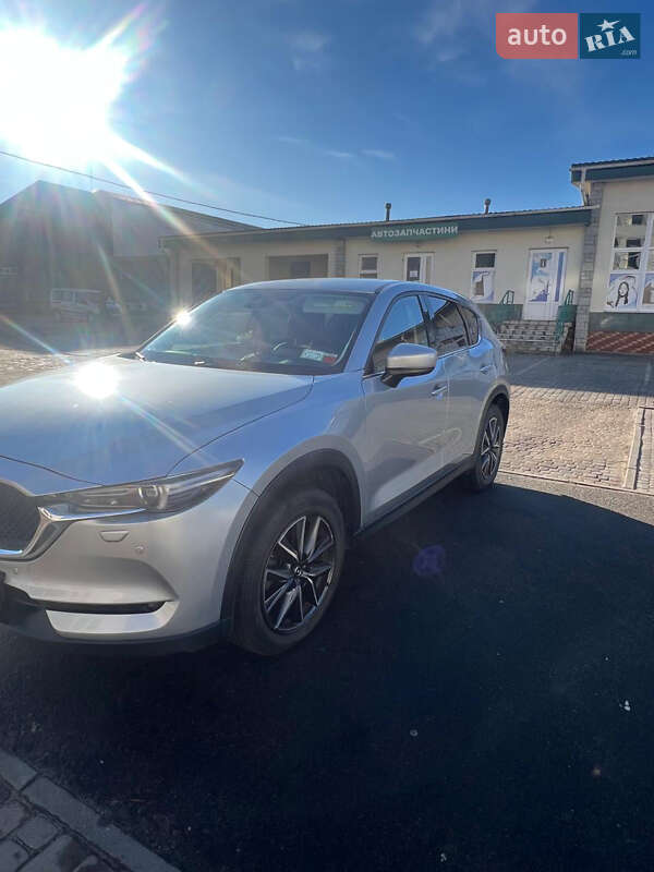 Внедорожник / Кроссовер Mazda CX-5 2017 в Сколе