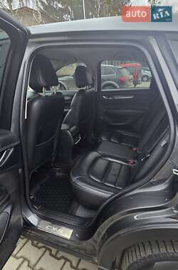 Внедорожник / Кроссовер Mazda CX-5 2018 в 