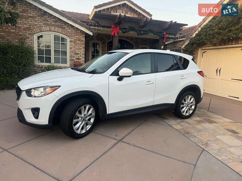 Позашляховик / Кросовер Mazda CX-5 2014 в 