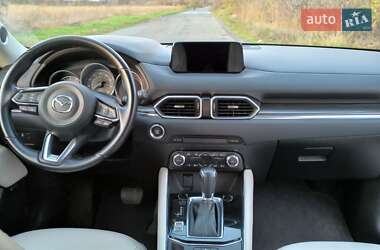 Внедорожник / Кроссовер Mazda CX-5 2017 в 