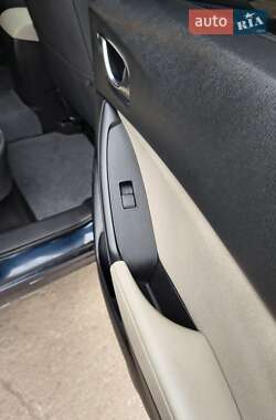 Внедорожник / Кроссовер Mazda CX-5 2014 в 
