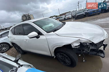 Внедорожник / Кроссовер Mazda CX-5 2017 в 