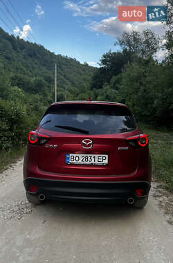 Внедорожник / Кроссовер Mazda CX-5 2015 в 