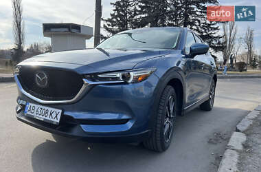 Позашляховик / Кросовер Mazda CX-5 2018 в 