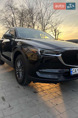 Позашляховик / Кросовер Mazda CX-5 2019 в 